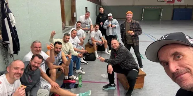 LOCO EXPRESS beendet Jahr mit knappen Sieg gegen TSV Reserve